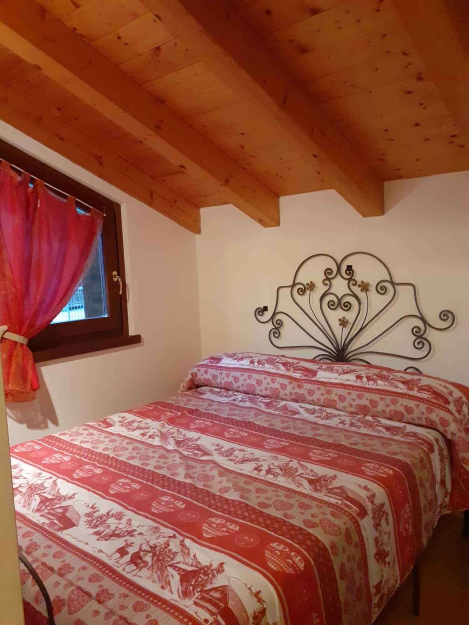 Casa Vacanze Emilio Temù Екстериор снимка